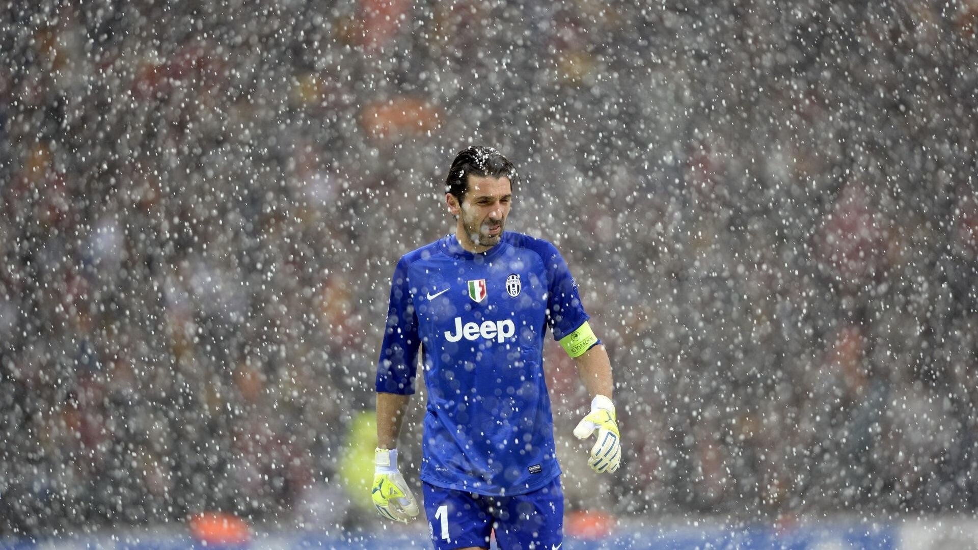 巴萨短传渗透展现技术流风采，巴萨传控