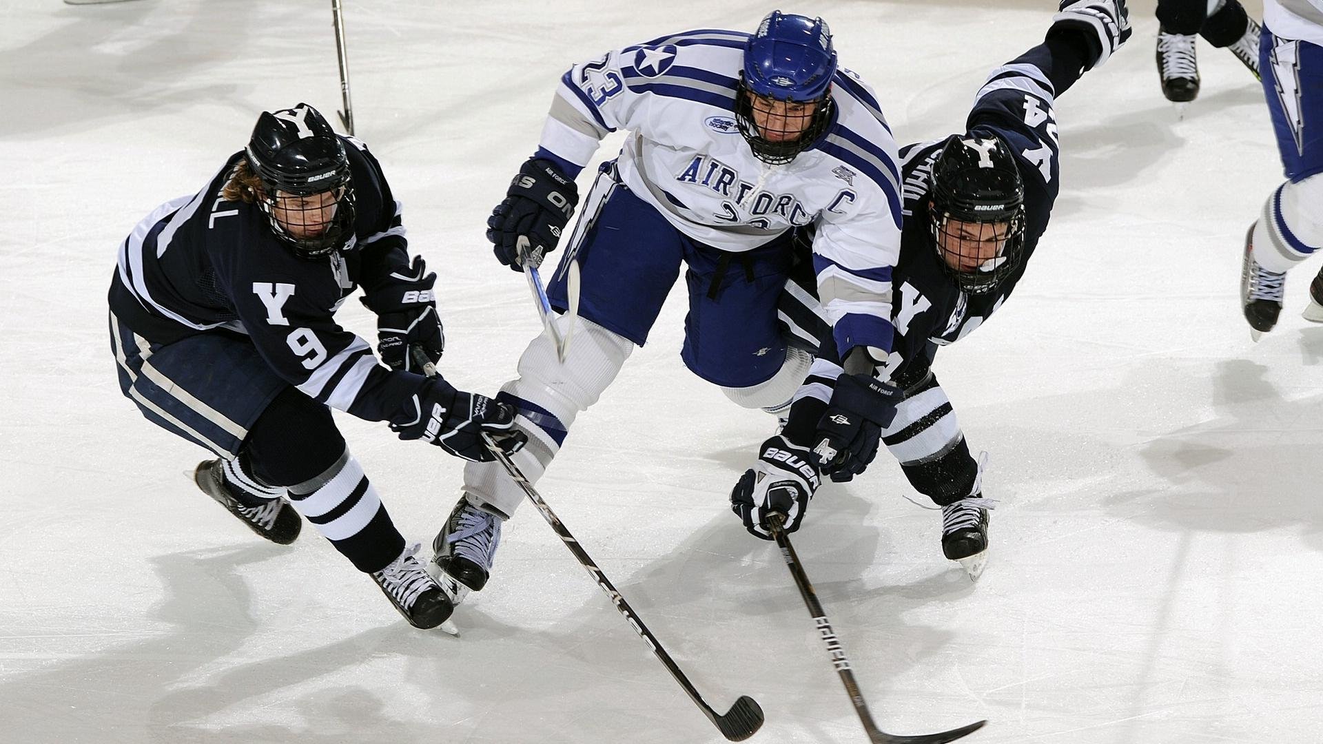 德甲攻防平衡：节奏快、变化多，场场精彩，德甲强度